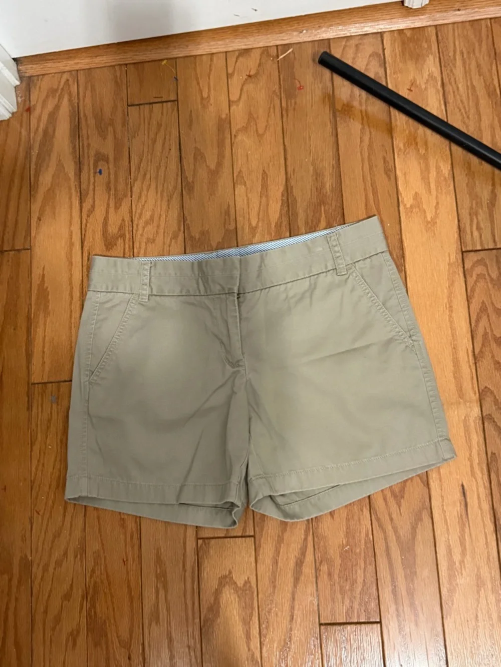 J. Crew Women's Khaki Chino Shorts size 6